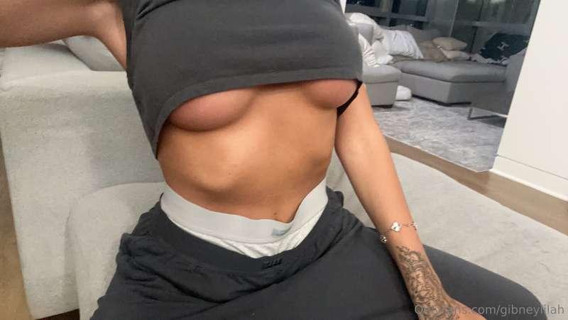 DM me I want to talk to yall💦
