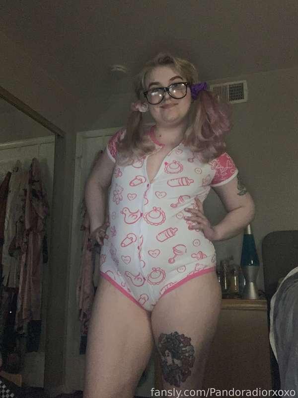 Daddy? 

https://fans.ly/r/Pandoradiorxoxo

#fyp #daddysgirl #babygirl #daddy #innocent #tease #flirt #pandorasbox #pandoradior3 #teen #young 