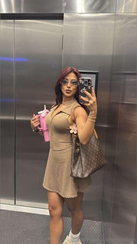 This outfit had a lil moment 💁‍♀️