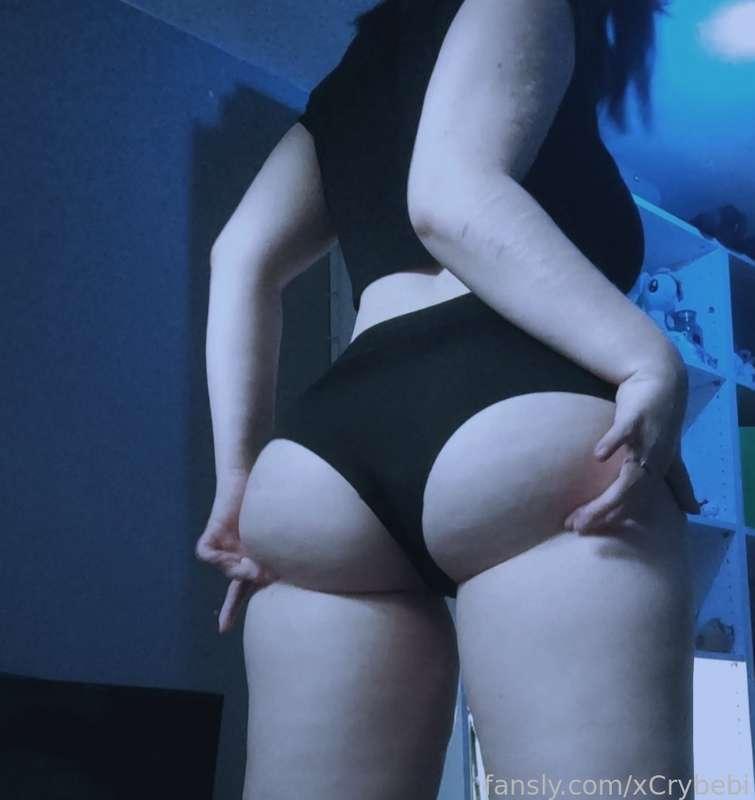 xcrybebi image #2