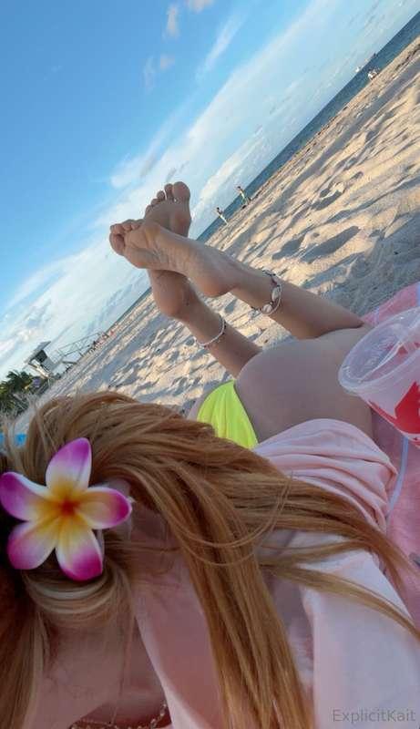 Spent the day with my feet in the sand 👣 