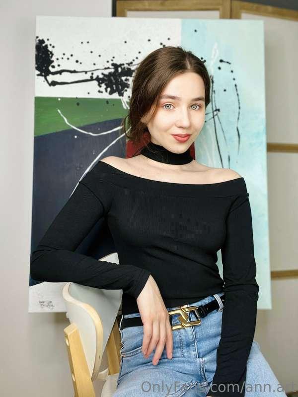 Here's another one of my new paintings  ➡️➡️👩🎨😜 know if you ..