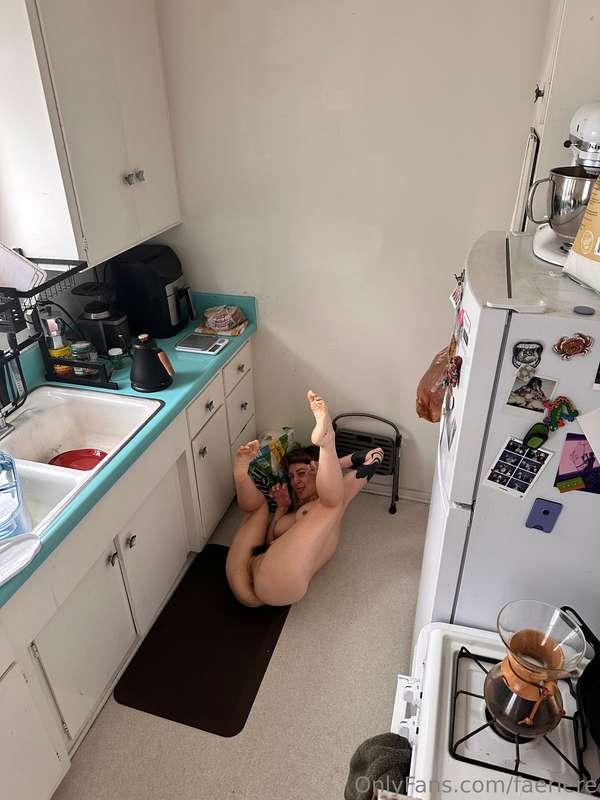 Can I send you photos like this? 😂
