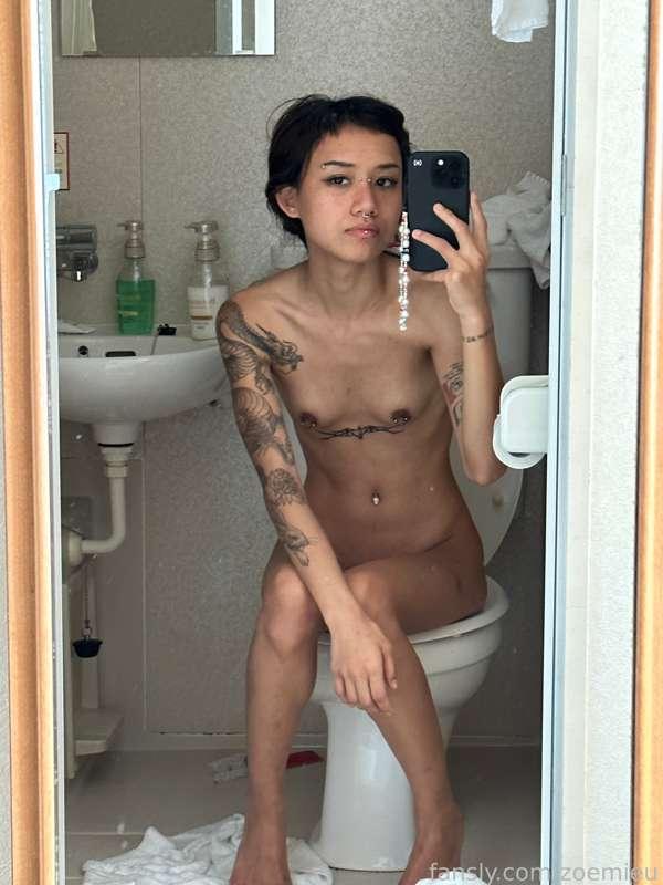 zoemieu image #4