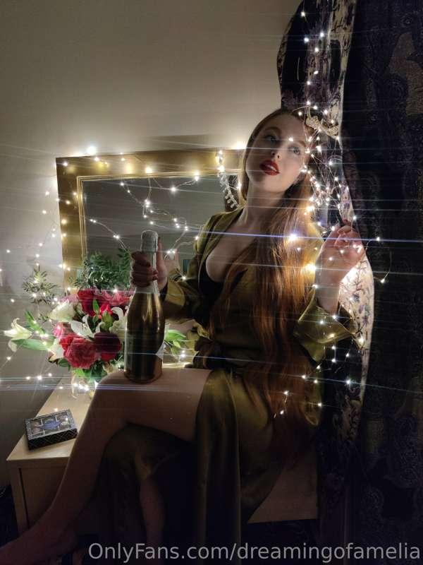 Sparkling wine, sparkling lights, sparkling personality ✨