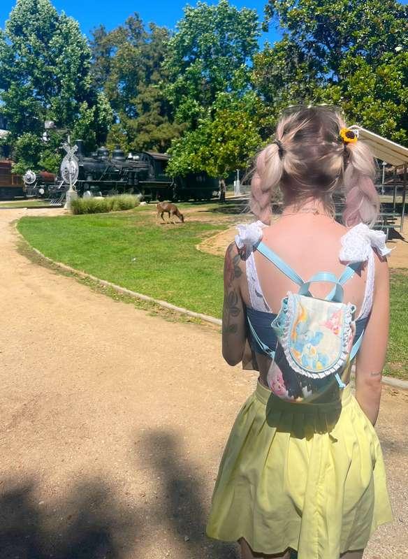 eveelaurynn image #0