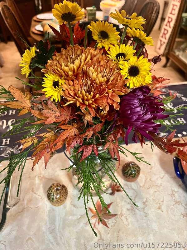 I’ve been in the kitchen all evening prepping for tomorrow 🍂..