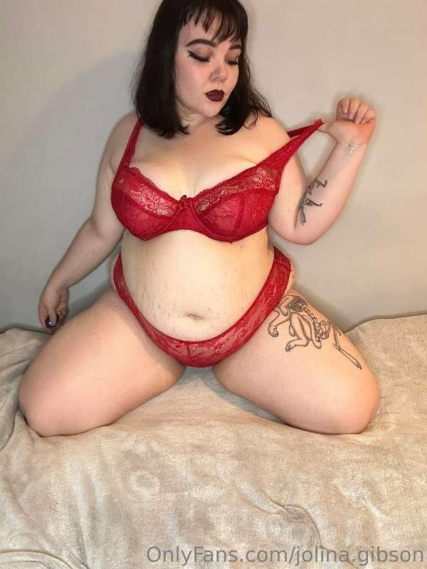 should I take a seat on your lap or face? 💗