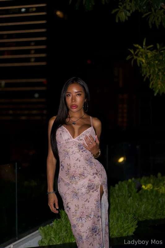 I always wear outfits with easy access😈😉