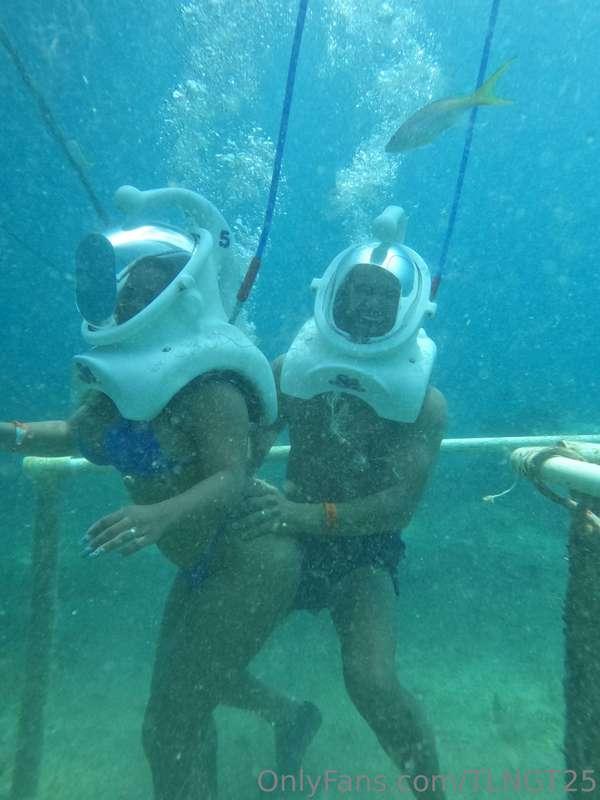It would be amazing to fuck underwater like this lol