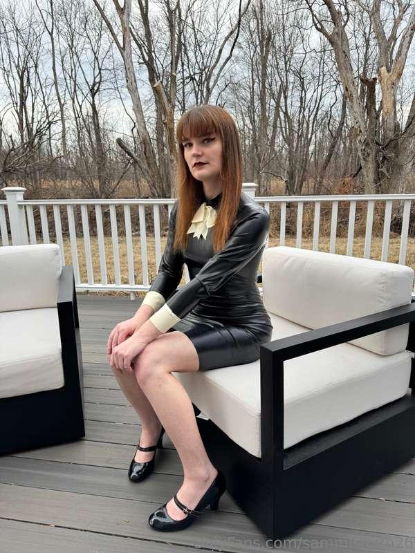Your latex Dommy Mommy 