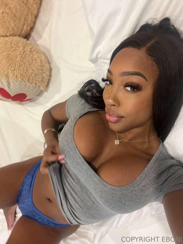 What’s your favorite color? 💋