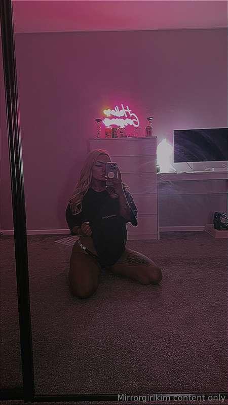 Check your DMs to see this top come off for a tease (yes the..