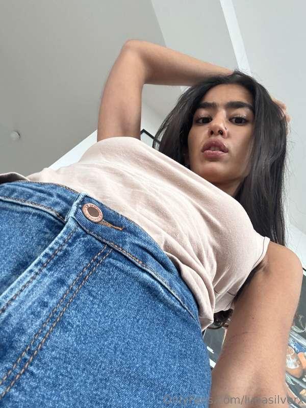 A special delivery for my naughty boys, NEW NUDES😈AVAILABLE ..