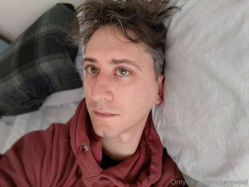Happy Valentine's day. Can I suck your dick? 🙂