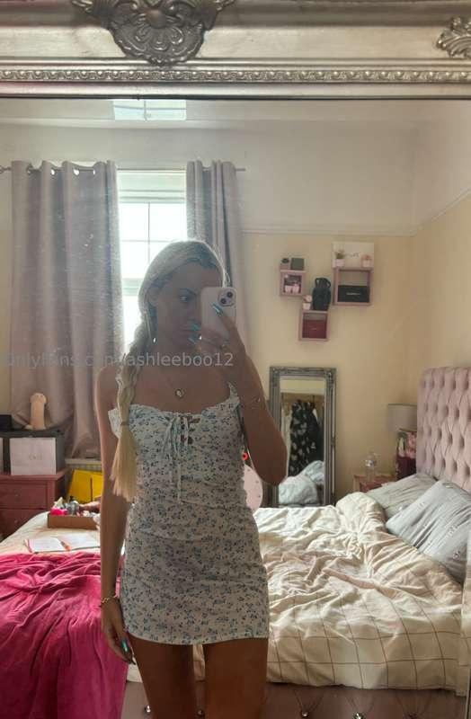 Swipe to see underneath my summer dress 👗