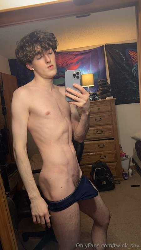 twink_shy image #0