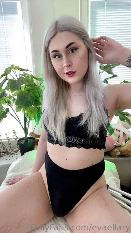🪴🖤