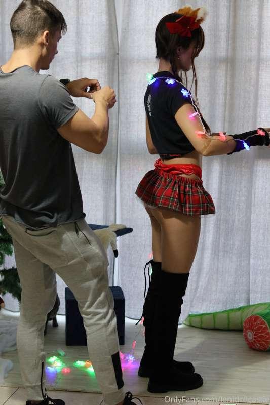 Lil bondage with lights! You like? Video soon hehehe...
Un p..