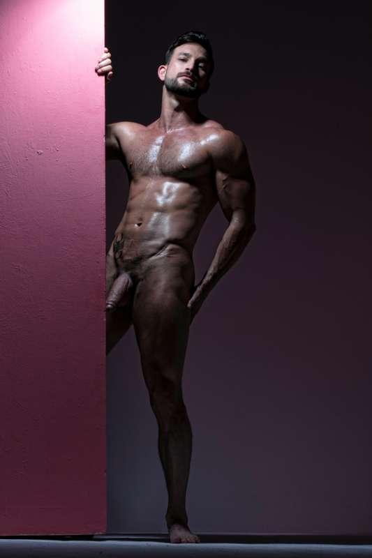 new shooting with @javi_fons 🥵