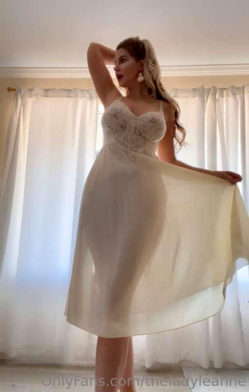 What’s missing in this photo?….it’s you🤗

Love,
Lady Leanne ..