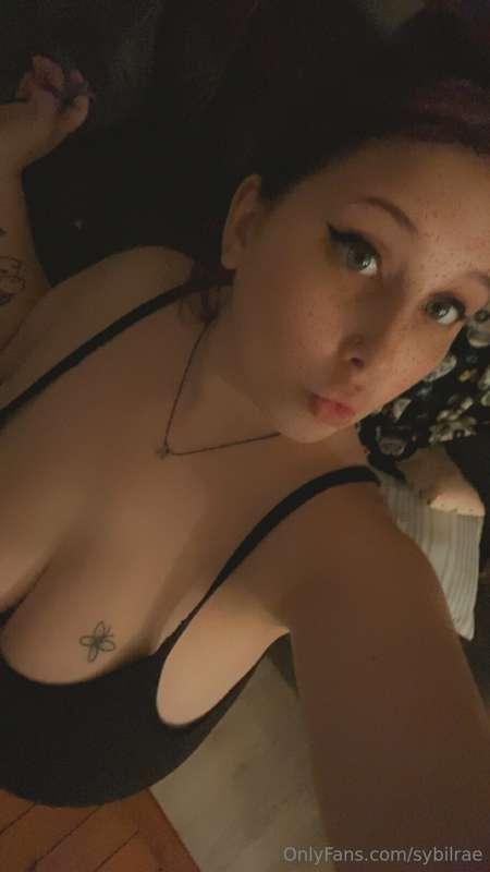 I love the way my big titties make you give me all the atten..