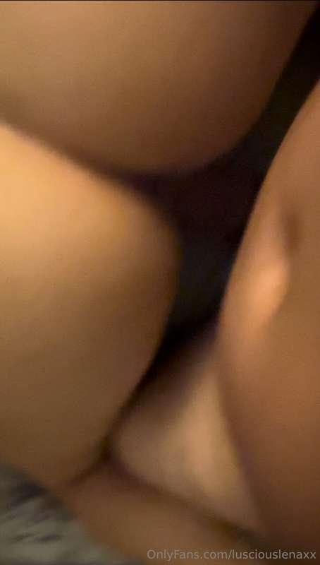 who’s into breeding?  watch it drip out of me 💧