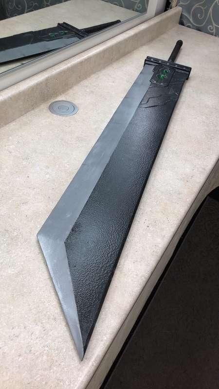 Buster sword is done!! 🖤