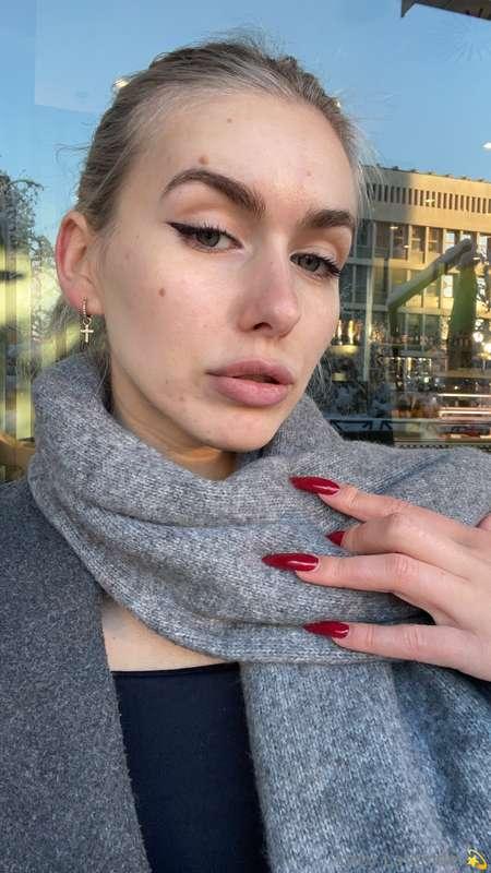 The weather in my country  right now is very cold. 🥶 

How m..