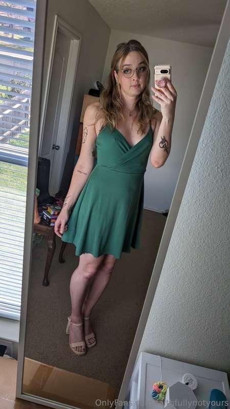 💚Green Dress Part I💚  Imagine you ask me out and I send you ..