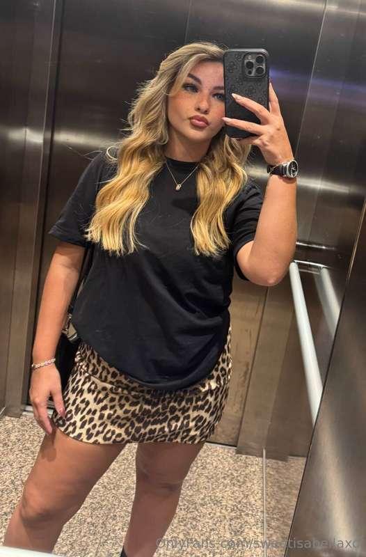 Just enough attitude to match the print 😜🔥 Think you could h..