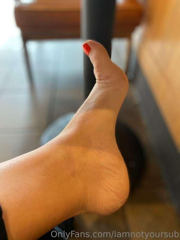 iamnotyoursub.free image #2