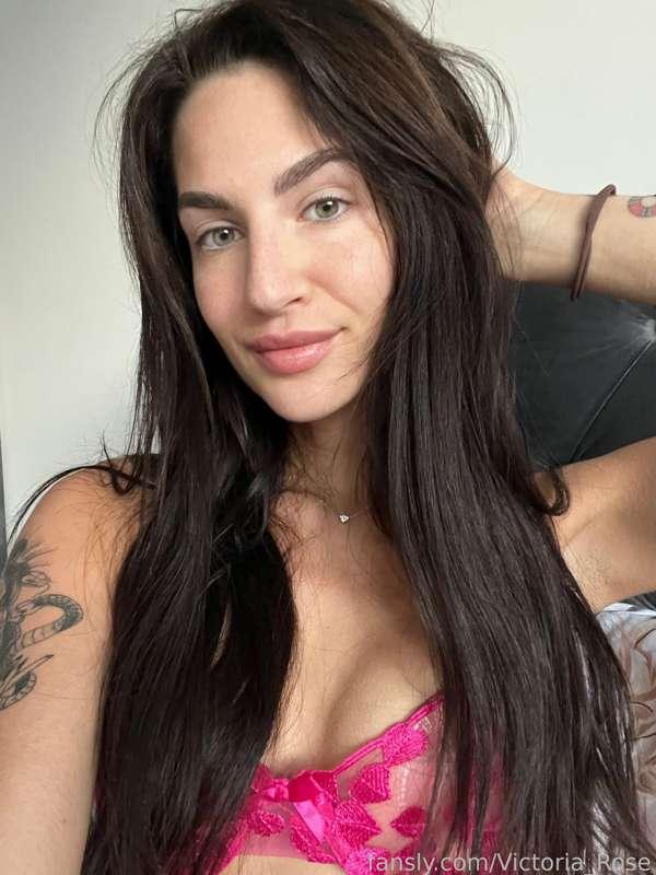 victoria_rose image #0