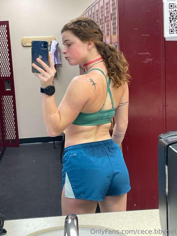 just went for a run, super sweaty🥵