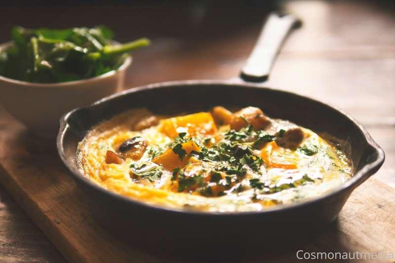 **Broiled Omelet**
Main Entree 4

Ingredients:

2 Large Eggs..