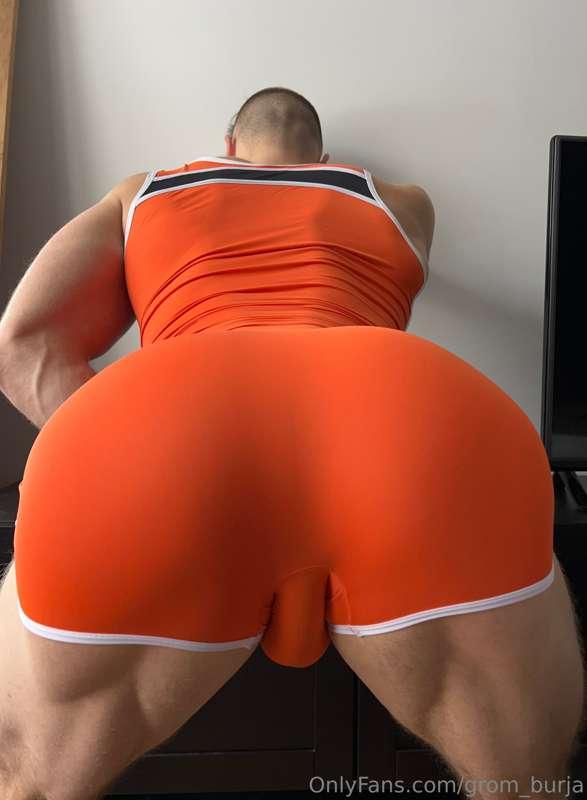 I have that juicy peach 😏🍑🤤
Do you like to see tiktoks like ..