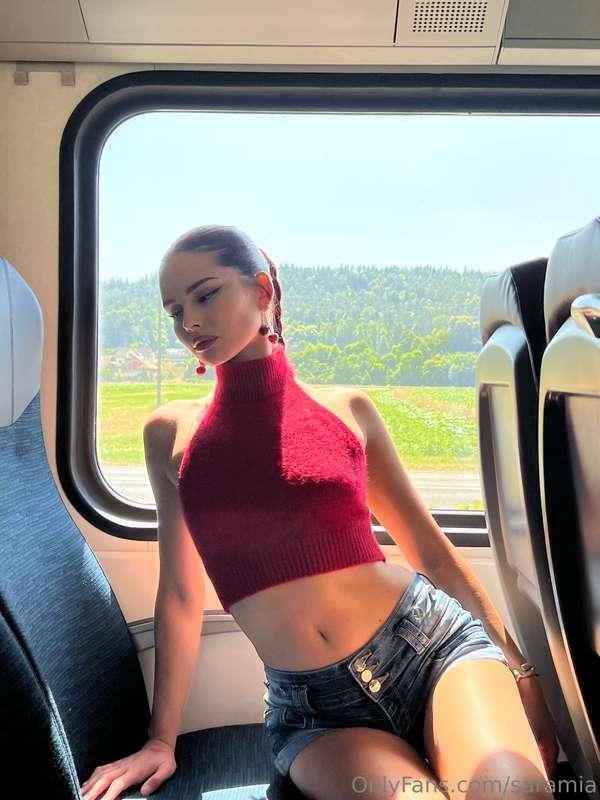 Wanna go on an adventure? 💗