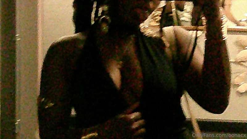 New camera pics :p gonna be taking so many nudes with it