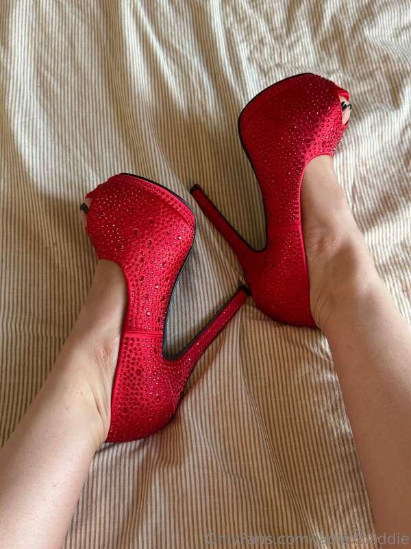 I got some new sexy shoes—if you want to see me in them, hit..