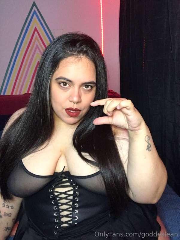 Would you like to have a group humiliation with several godd..