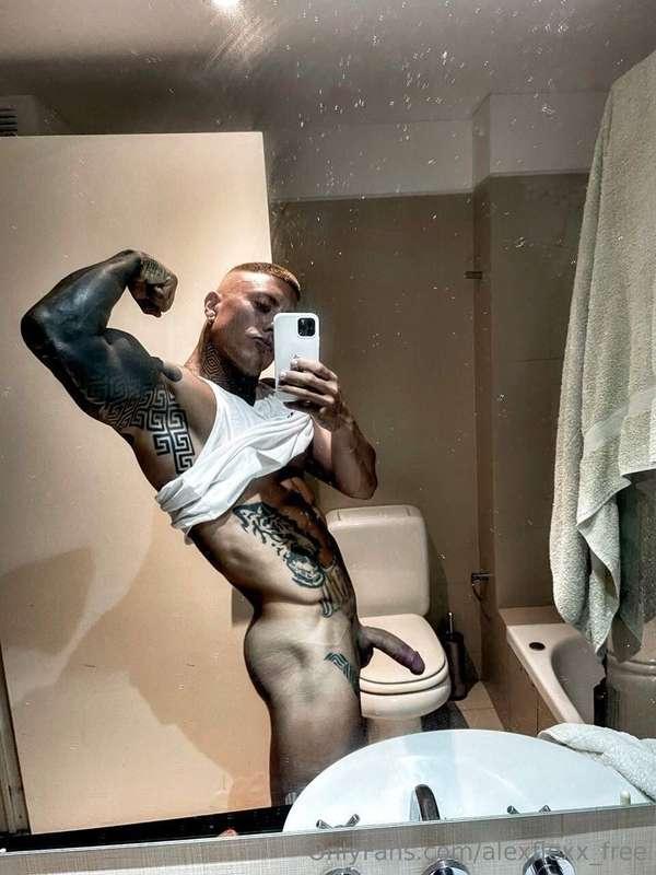 alexflexx_free image #4