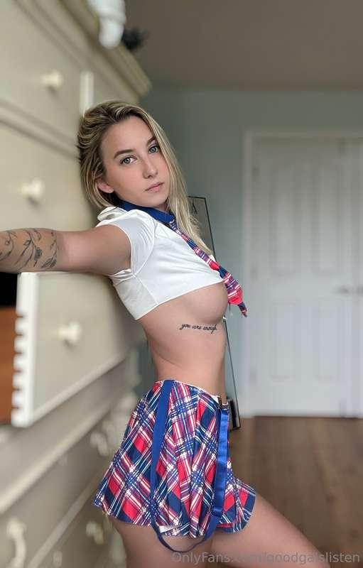My tits just wanted to say hi ❤️️