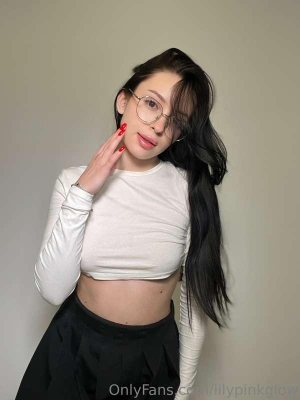 do you think you could teach your naughty girl something?? 😇