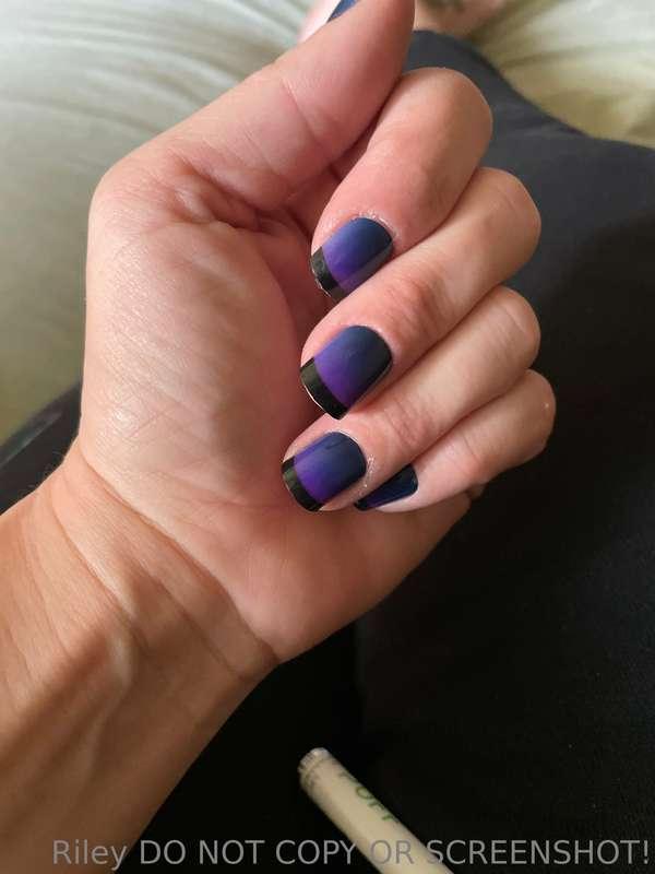 One of my fans got my nails done for me for my birthday 🥳  T..