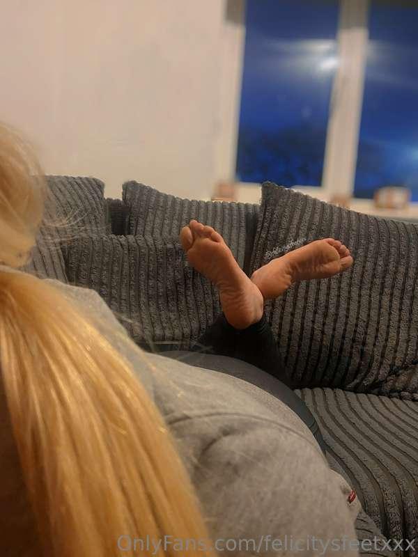 Sofa and chill anyone ? 😉
