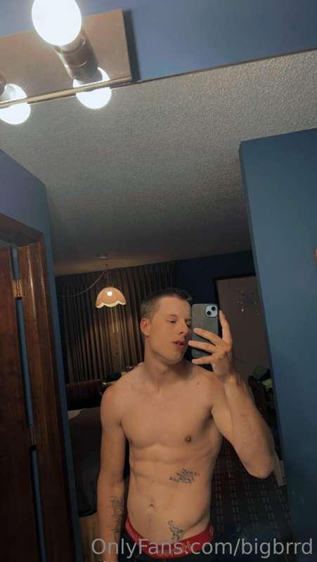 i missed yalll!! working on the road again in nebraska now 🥳..