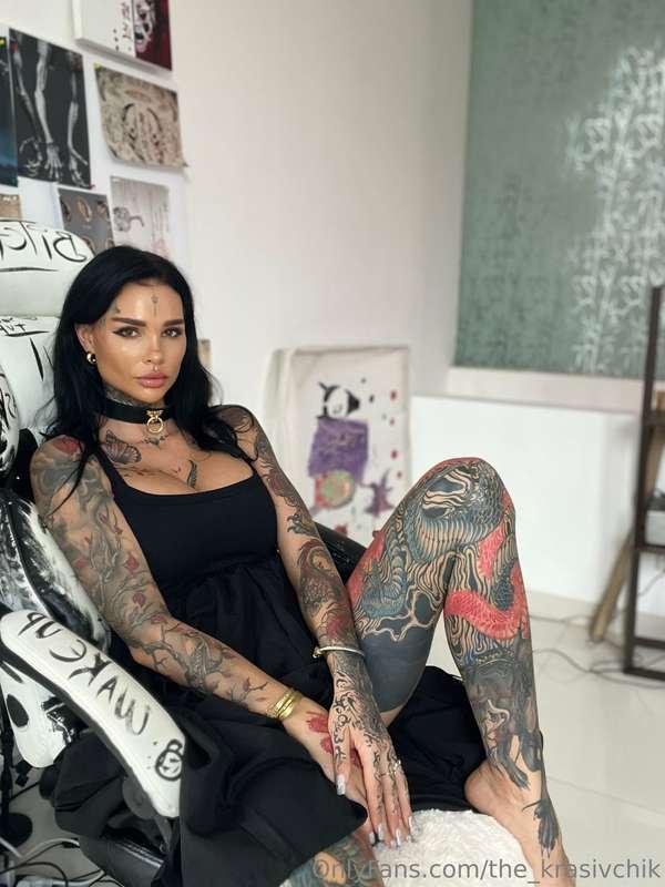 I want even more tattoos😅
 I hope you will support me in thi..
