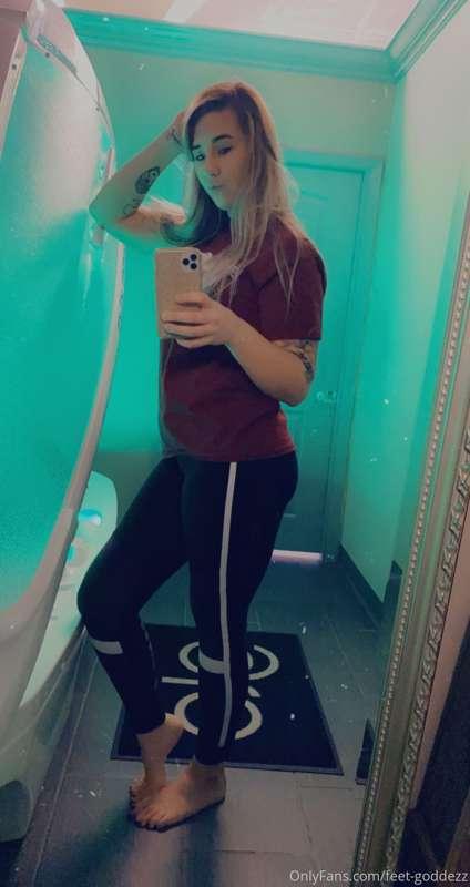 Happy Friday babez 💗