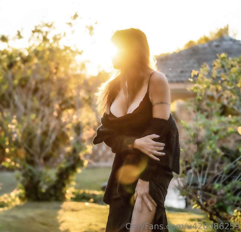 Inizio setimana con un pallido sole e un freddo vento di tra..