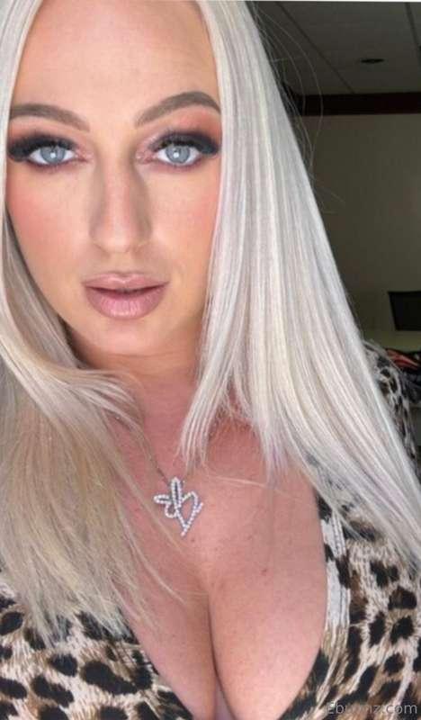 😘